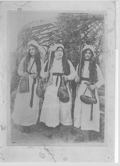 145 kişiden evlilik teklifi aldı, kendisine aşık 13 kişi intihar etti! İşte  Nasıreddin Şah'ın gözdesi... 18