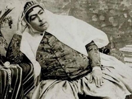 145 kişiden evlilik teklifi aldı, kendisine aşık 13 kişi intihar etti! İşte  Nasıreddin Şah'ın gözdesi... 11