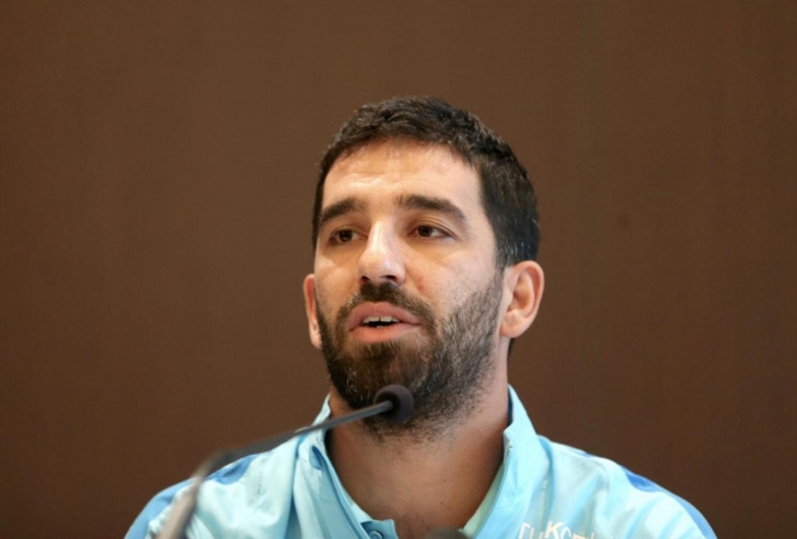 Arda Turan'ın yanında olan 8 futbolcu 10