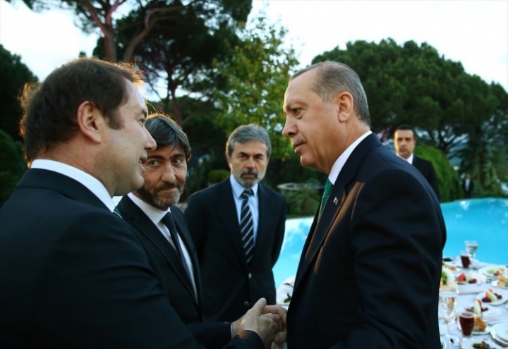 Cumhurbaşkanı Erdoğan, sanatçı ve sporcularla bir araya geldi... 12