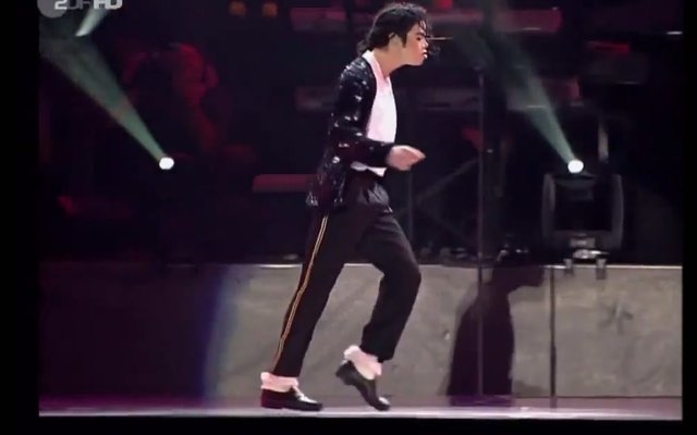 Michael Jackson gibi yürüyorsanız beyninizde sorun olabilir 4