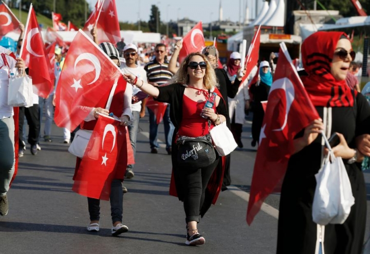 Akınlarda çocuklar gibi şendik, o gün hainlerin ordusunu yendik! 9