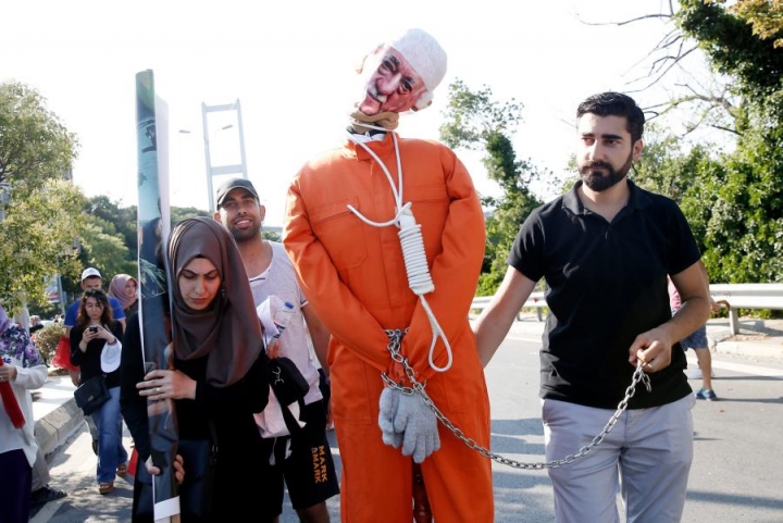 Akınlarda çocuklar gibi şendik, o gün hainlerin ordusunu yendik! 12
