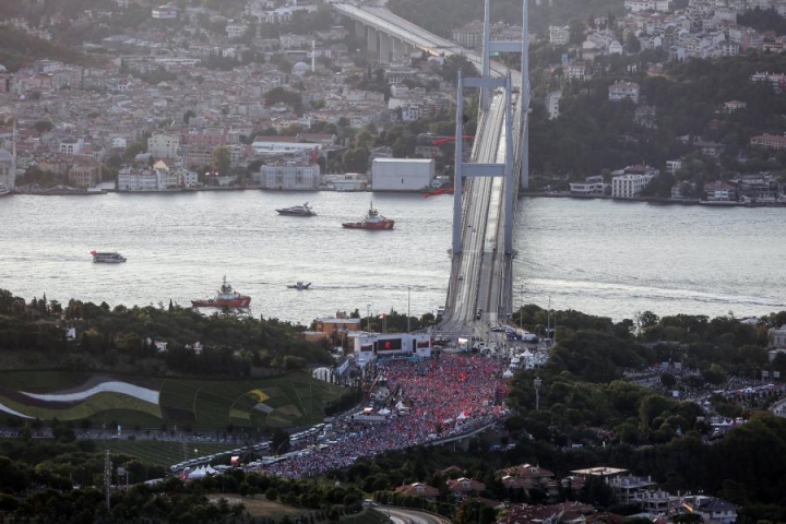 Akınlarda çocuklar gibi şendik, o gün hainlerin ordusunu yendik! 24
