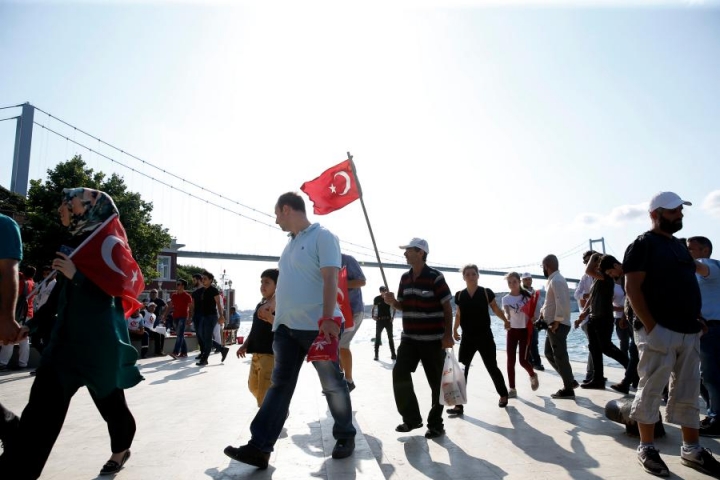 Akınlarda çocuklar gibi şendik, o gün hainlerin ordusunu yendik! 1