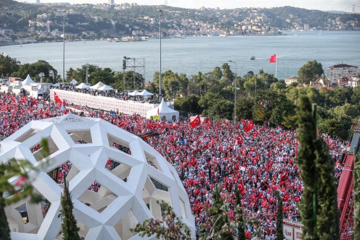 Akınlarda çocuklar gibi şendik, o gün hainlerin ordusunu yendik! 17