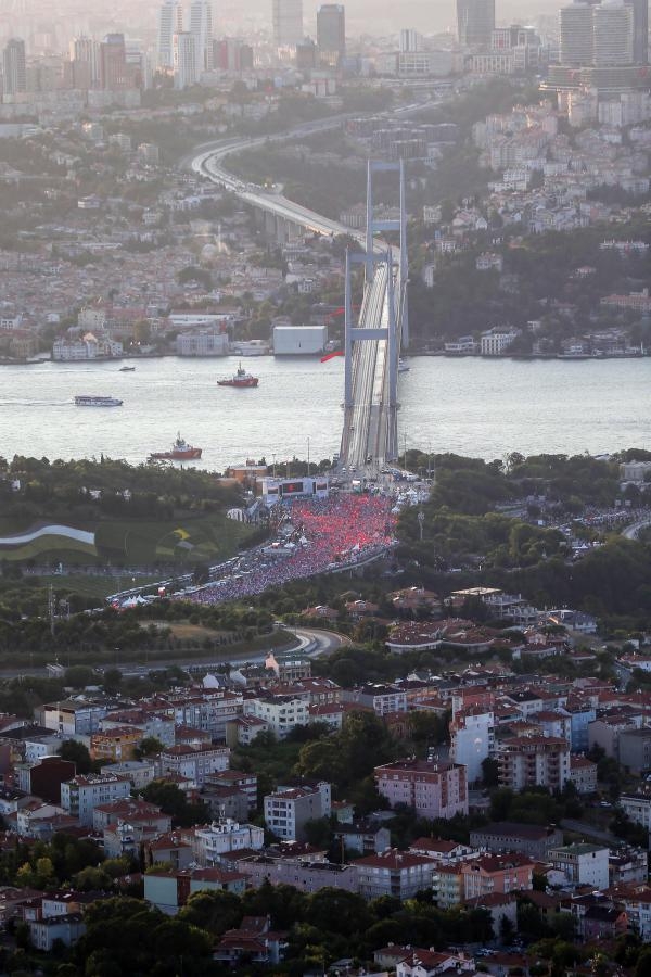 Akınlarda çocuklar gibi şendik, o gün hainlerin ordusunu yendik! 23