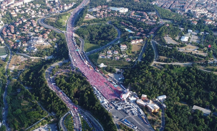 Akınlarda çocuklar gibi şendik, o gün hainlerin ordusunu yendik! 4