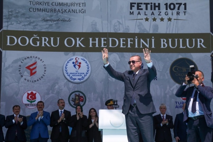 Cumhurbaşkanı Erdoğan Malazgirt kutlamalarında! 26