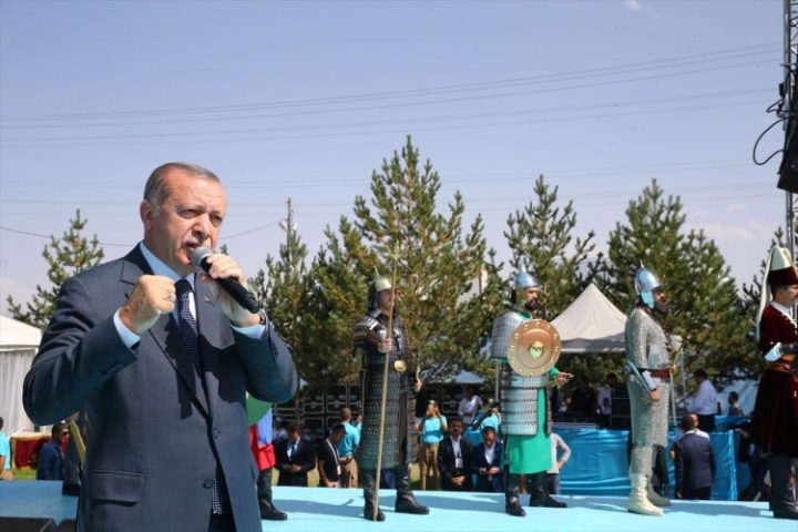 Cumhurbaşkanı Erdoğan Malazgirt kutlamalarında! 8