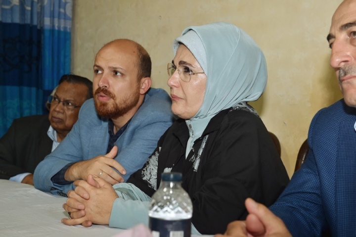 Emine Erdoğan Bangladeş'teki kampları ziyaret etti... 4