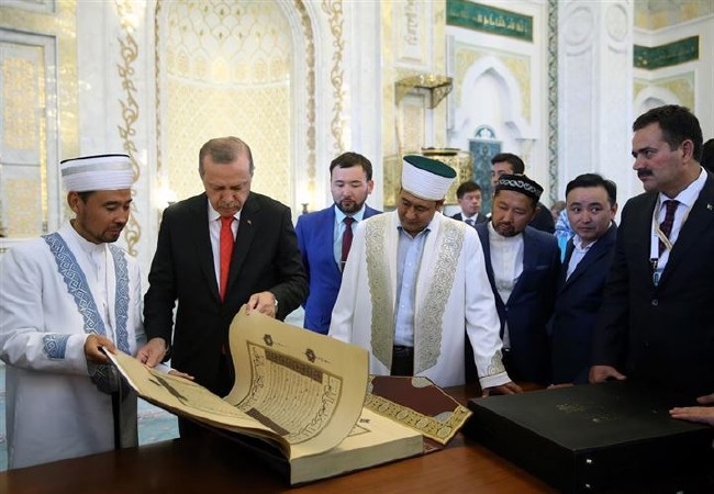 Cumhurbaşkanı Erdoğan Kazakistan'da cami ziyaret etti, EXPO fuarını gezdi 4