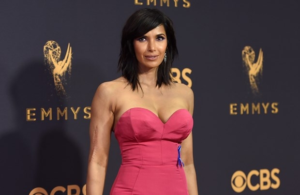 69. Emmy Ödül Töreni'nde yıldızların şıklık yarışı! 27