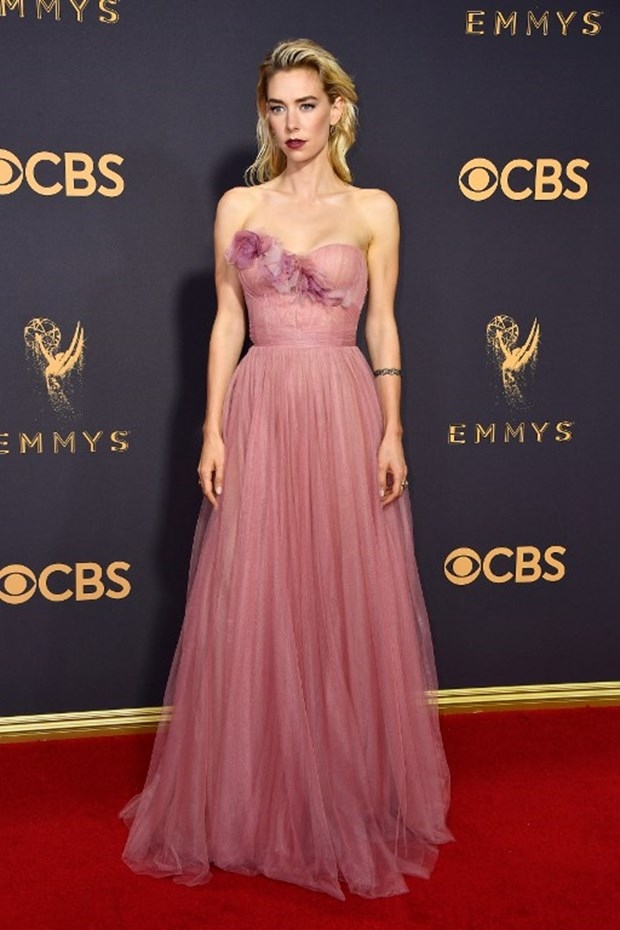 69. Emmy Ödül Töreni'nde yıldızların şıklık yarışı! 4