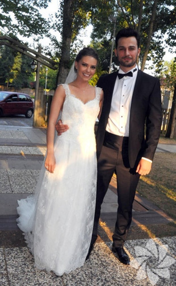 Ünlüler aleminin eşsiz gelinleri! 47
