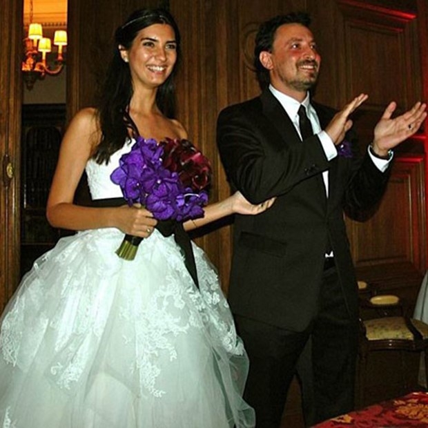 Ünlüler aleminin eşsiz gelinleri! 55