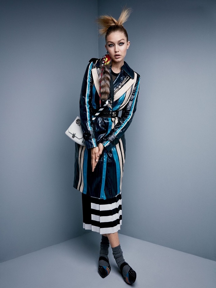 'Japonya Vogue'nin kapak kızı Gigi Hadid oldu! 20