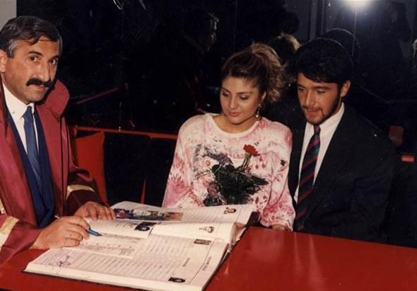 Ünlü çiftlerden nikah fotoğrafları! 35