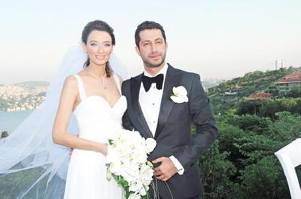 Ünlü çiftlerden nikah fotoğrafları! 27