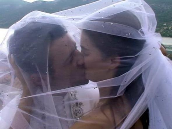 Ünlü çiftlerden nikah fotoğrafları! 38