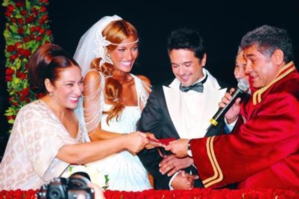 Ünlü çiftlerden nikah fotoğrafları! 1