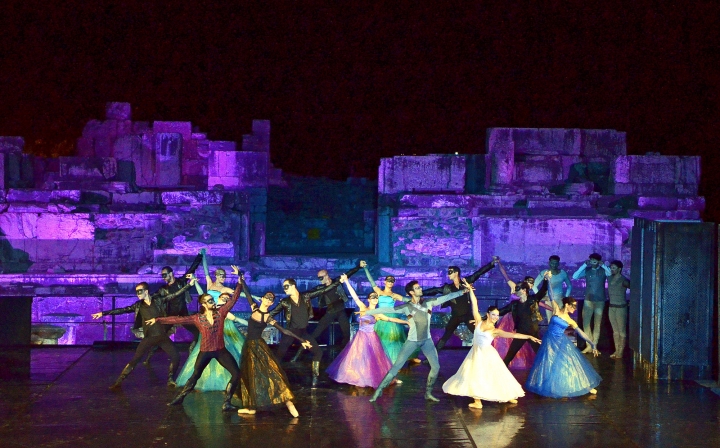 Efes'te Romeo ve Juliet büyüledi! 6