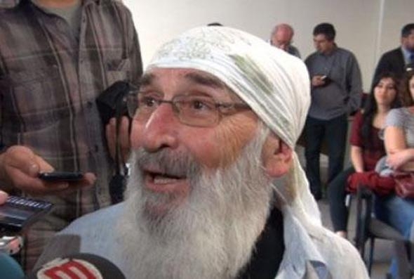 Tuncel Kurtiz, 4. ölüm yıldönümünde sevenleri tarafından sosyal medyada anılıyor! 31