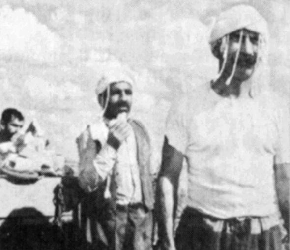 Tuncel Kurtiz, 4. ölüm yıldönümünde sevenleri tarafından sosyal medyada anılıyor! 4