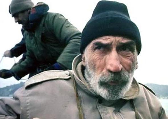 Tuncel Kurtiz, 4. ölüm yıldönümünde sevenleri tarafından sosyal medyada anılıyor! 29