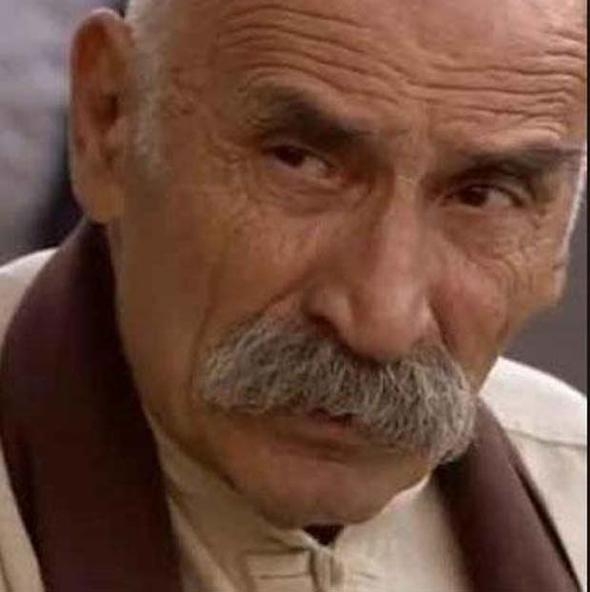 Tuncel Kurtiz, 4. ölüm yıldönümünde sevenleri tarafından sosyal medyada anılıyor! 24