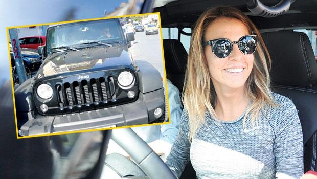 Yerli ve yabancı yıldız isimlerin lüks otomobilleri! 24