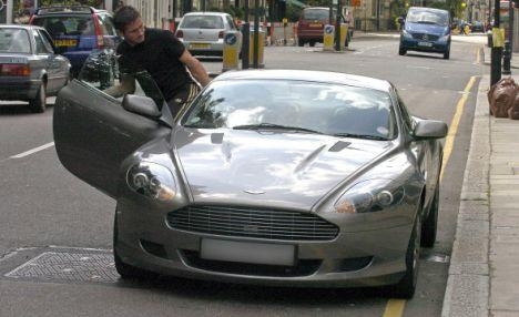 Yerli ve yabancı yıldız isimlerin lüks otomobilleri! 58