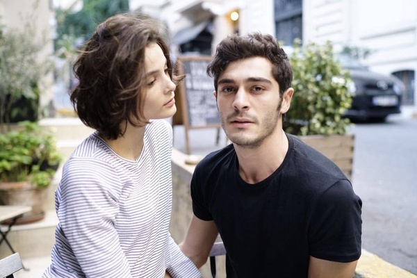 Burak Deniz'in Zayn Malik'le benzerliği dünya basınında! 7