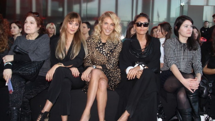 Burcu Esmersoy ve Özge Ulusoy'un cüretkar kıyafeti! 18