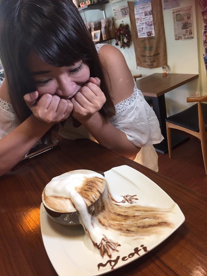 Kahve baristasından gerçekçi kahve köpüğü sanatı! 4