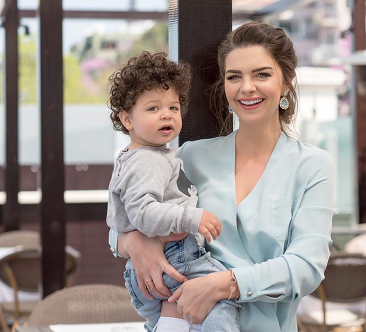 Pelin Karahan bir yaşına daha girdi! 9