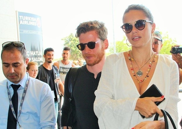 Adriana Lima, Metin Hara'dan bebek istiyor! 9