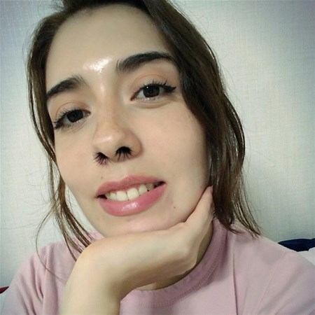 Makyaj bloggerlarından mide bulandıran bir akım! 2