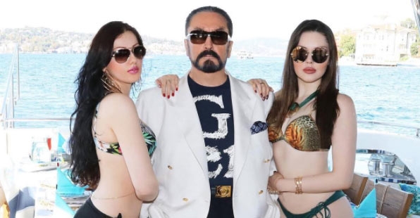 Adnan Oktar ve kediciklerinin dillere destan yat sefası! 11