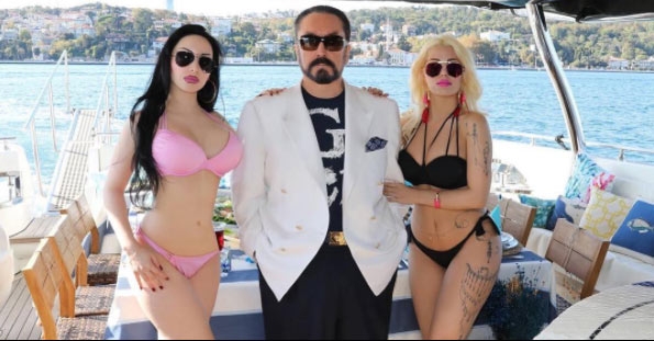 Adnan Oktar ve kediciklerinin dillere destan yat sefası! 9