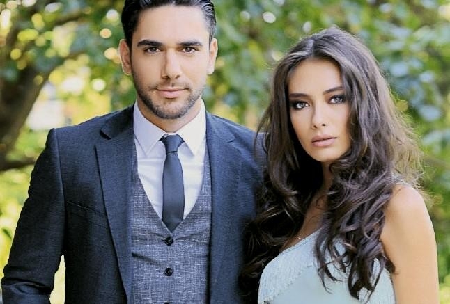 Neslihan Atagül, Kadir Doğulu'ya olan aşkını bir kez daha haykırdı! 21