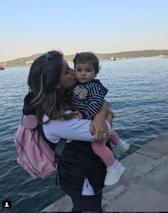 Buse Terim'in kızı Nil 1 yaşında! 9