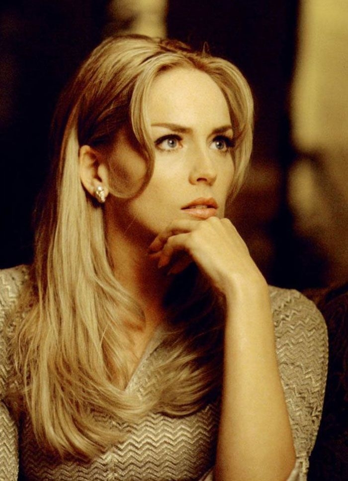Sharon Stone'dan 25 yıl sonra gelen meşhur oturuş! 20