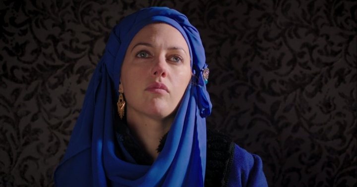 Meryem Uzerli hakkında merak edilenleri paylaştı! 11