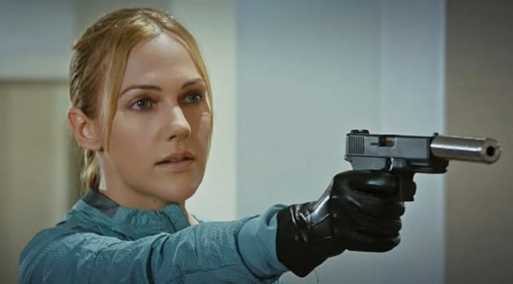 Meryem Uzerli hakkında merak edilenleri paylaştı! 3