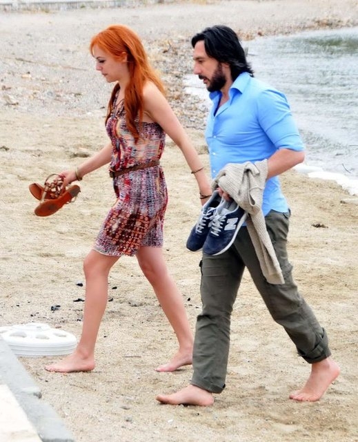 Meryem Uzerli hakkında merak edilenleri paylaştı! 23