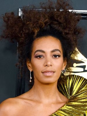Beyonce'nin kardeşinden "Saçıma Dokunma" kampanyası! 17