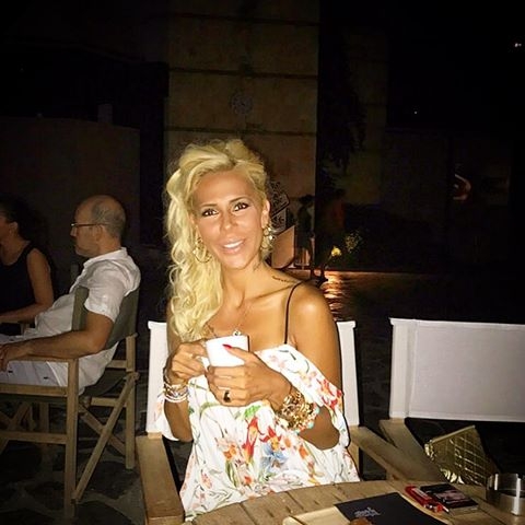 Hande Acar'ın kolundaki mutluluğu ateş pahası! 10