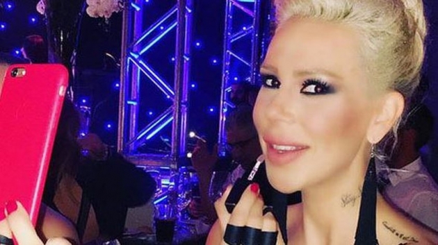 Hande Acar'ın kolundaki mutluluğu ateş pahası! 7