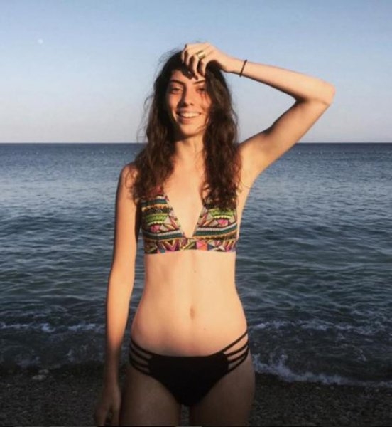 Öykü Baştaş kendini öyle birine benzetti ki! 13
